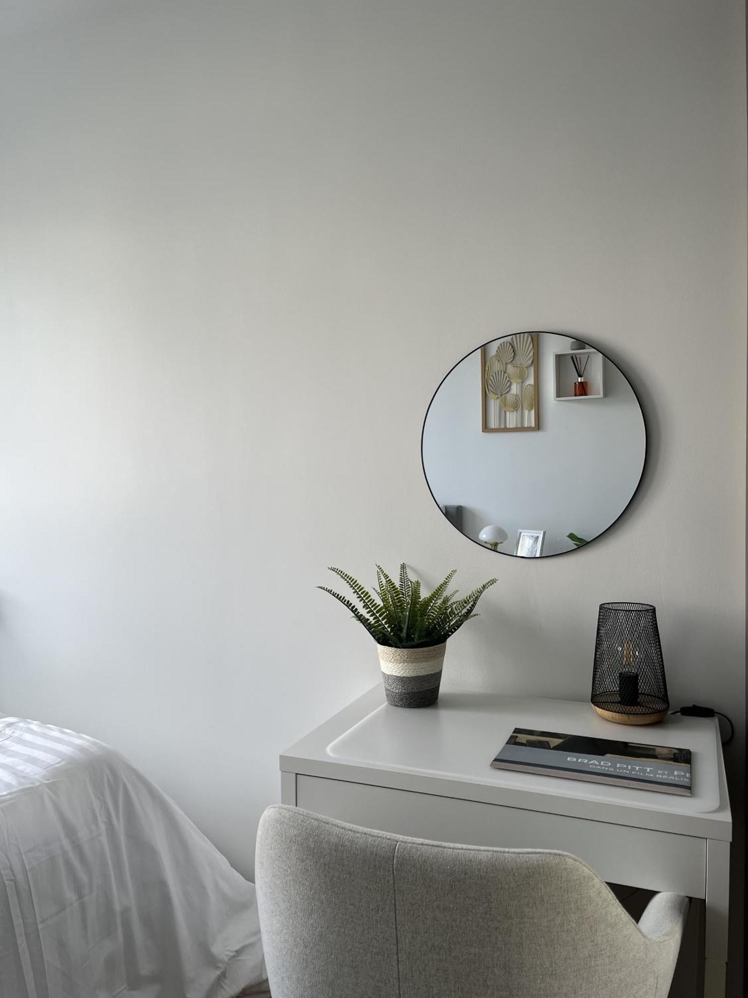 Entire 60M2 Apartment - Close To Paris - Parking - Kitchen - 2Min Rerb - Olympic'24 Bourg-la-Reine Luaran gambar